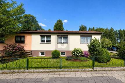 Haus zum Kaufen in Osterburg 250.000,00 € 150 m²