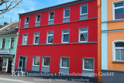 Haus zum Kaufen in Schleiz 329.900,00 € 265.06 m²