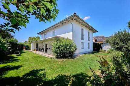 Haus zum Kaufen in Rain 549.000,00 € 207.43 m²