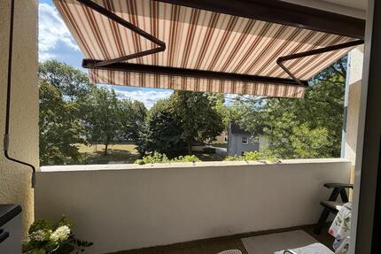 Ruhig mit Blick ins Grüne und dennoch zentral, ETW mit Südbalkon - Dortmund Eving