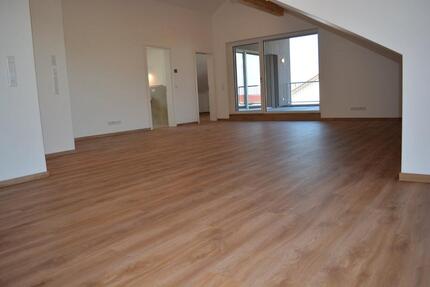 Neubau - Hochwertige Wohnung mit Loggia und Klimaanlage - Medlingen