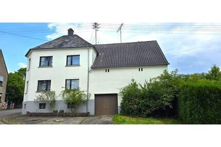 Ein-Zweifamilienhaus in ruhiger Straße auf riesigem Grundstück - Nonnweiler Primstal