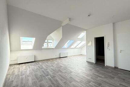 Ein Rückzugsort mit Style - Einziehen und Wohlfühlen unterm Dach ! Zentrums- und Bahnhofsnähe im Altstadtkiez Altberesinchen - Frankfurt (Oder)