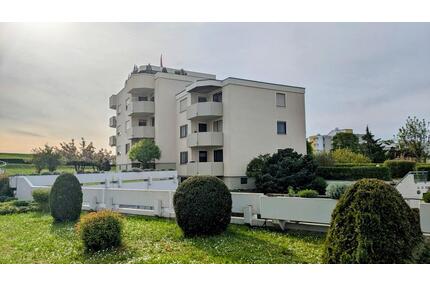 1,5 Zimmern in Ebersbach Sulpach: Küche, Balkon, TG-Stellplatz - Ebersbach an der Fils