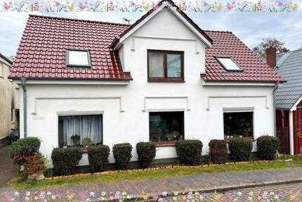 Ihr Investment in 2026 - Sicher vermietetes 3-Familienhaus in Pinneberg