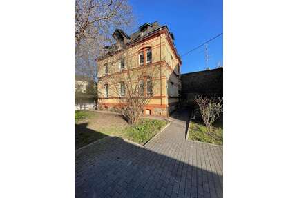 Haus zum Kaufen in Wiesbaden 865.000,00 € 197 m²