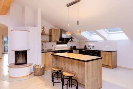 Wohnung zum Mieten in Murnau am Staffelsee 2.500,00 € 171 m²