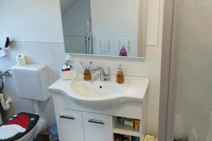 Dachgeschosswohnung - 1.000,00&nbsp;EUR Kaltmiete, ca.&nbsp; 100,00&nbsp;m&sup2; in Haundorf (PLZ: 91729)