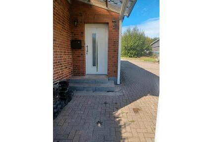 Mietwohnung - 1.200,00&nbsp;EUR Kaltmiete, ca.&nbsp; 75,00&nbsp;m&sup2; in Kasseedorf (PLZ: 23717)