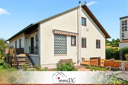 Haus zum Kaufen in Holzheim am Forst 259.000,00 € 103.81 m²