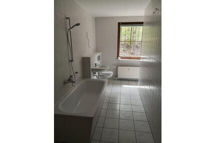 2-Raum-Wohnung unweit Norma - 415,00&nbsp;EUR Kaltmiete, ca.&nbsp; 64,20&nbsp;m&sup2; in Oderwitz (PLZ: 02791)