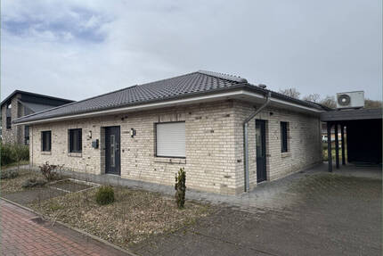 Neuwertiger Bungalow in beliebter Wohngegend - Lindern (Oldenburg)
