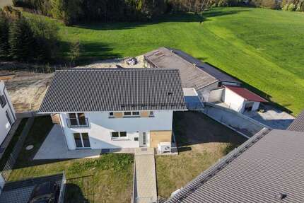Haus zum Mieten in Schechen 2.600,00 € 181 m²