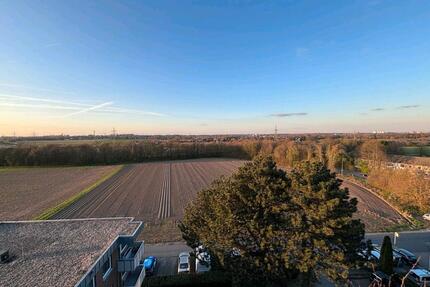 Komfortable Etagenwohnung mit XXL Balkon und Weitblick - Grevenbroich Neuenhausen