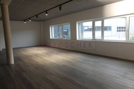 Moderne Bürofläche mit EBK mit sehr guter Verkehrsanbindung - Hilpoltstein