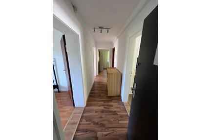 Renovierte & möblierte 3-Zimmer-Wohnung in Kreinsen Einbeck