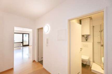 Wohnung zum Kaufen in Neu-Ulm 145.000,00 € 35.71 m²