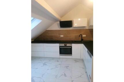 Ferienwohnung in Singen - 90,00&nbsp;EUR Kaltmiete, in Singen (Hohentwiel) (PLZ: 78224)