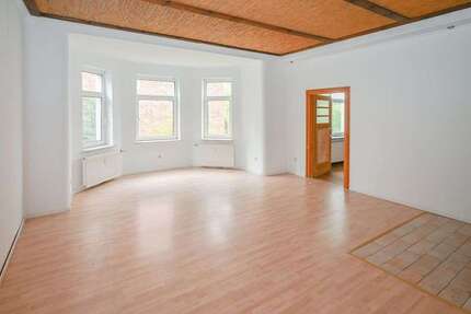 Wohnung zum Kaufen in Bad Oeynhausen 170.000,00 € 145 m²