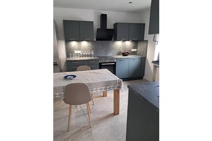 WG Zimmer in Köln-Immendorf. - 650,00&nbsp;EUR Kaltmiete, ca.&nbsp; 80,00&nbsp;m&sup2; in Köln (PLZ: 50997) Rodenkirchen