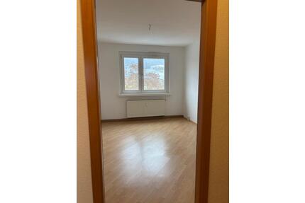 3-Raum Wohnung, Lobeda OST - 780,00&nbsp;EUR Kaltmiete, ca.&nbsp; 73,00&nbsp;m&sup2; in Jena (PLZ: 07747) Lobeda-Altstadt