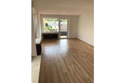 Helle 2,5 Zimmerwohnung in Weinstadt Schnait