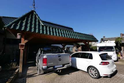 Haus zum Kaufen in Horn-Bad Meinberg 339.000,00 € 270 m²