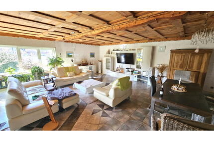 ObjNr:19463 - Vollsaniertes 3-Fam. Haus mit tollem Garten in ruhiger Lage in LU-Edigheim - Ludwigshafen am Rhein