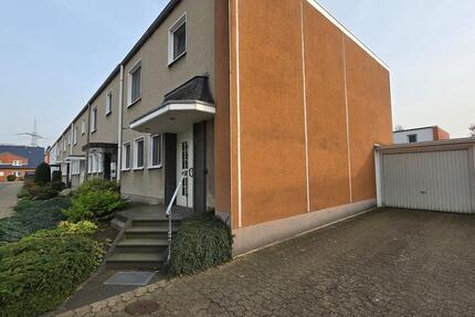 Reihenendhaus mit Garage in 47445 Moers