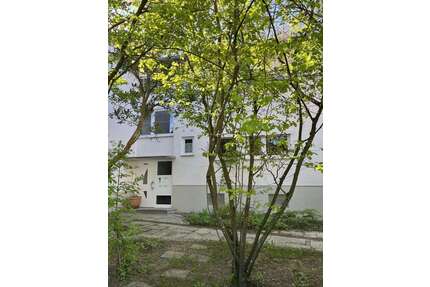 Haus zum Kaufen in Kirchheim 595.000,00 € 205.44 m²