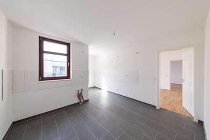 Wohnung zum Mieten in Crimmitschau (Kreis Zwickau) 995,00 € 117 m²
