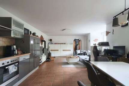 Wohnung zum Kaufen in Memmelsdorf 128.000,00 € 62.72 m²