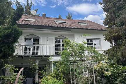 Haus zum Kaufen in Cadolzburg-Wachendorf 600.000,00 € 180 m²