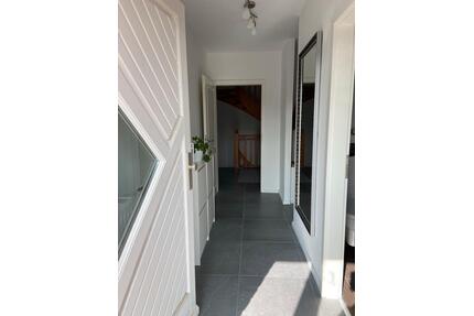 Schönes Reihenhaus mit Garten & Dachterrasse zu vermieten - Bad Schwartau