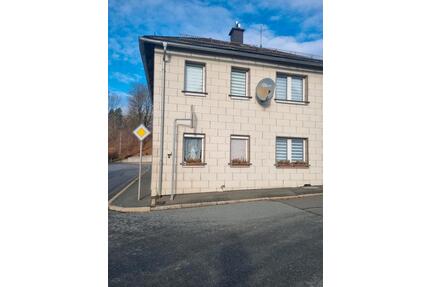 Einfamilienhaus - 70.000,00&nbsp;EUR Kaufpreis, ca.&nbsp; 120,00&nbsp;m&sup2; in Selbitz (PLZ: 95152)