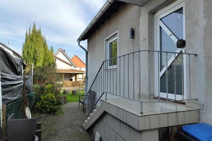 Ruhig, solide, vielseitig: Freistehendes EFH mit Ausbaupotenzial! - Bobenheim-Roxheim