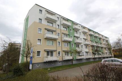RESERVIERT: 2 Zimmer-Wohnung im 2. Obergeschoss mit Balkon in Schwerin Lankow zu kaufen!
