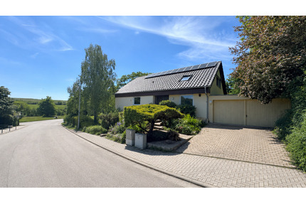 Haus zum Kaufen in Zornheim 699.000,00 € 204 m²
