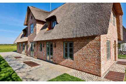 Haus zum Kaufen in Morsum 6.950.000,00 € 330 m²