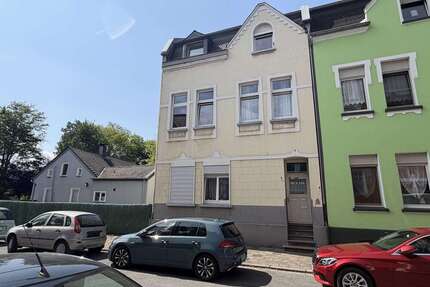 Haus zum Kaufen in Duisburg 248.500,00 € 180 m²