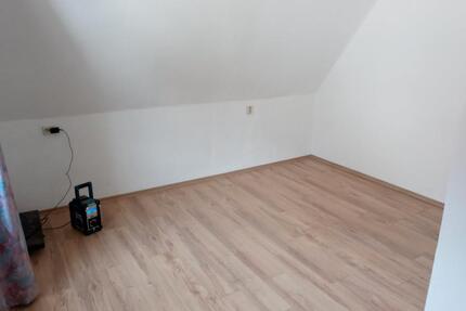 Kleine Doppelhaushälfte in Warmensteinach zu vermieten