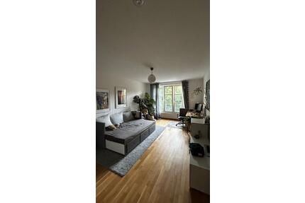 WG Zimmer am Central Park von Leipzig