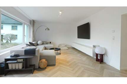 Familienfreundliches Einfamilienhaus mit großem Grundstück, Loggia und vielen Modernisierungen - Dittelbrunn Hambach