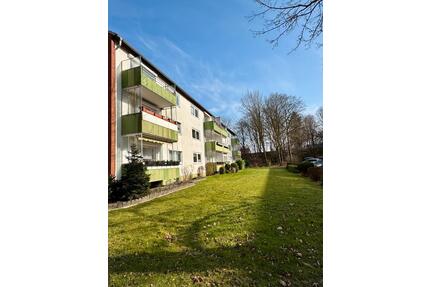 Modernisierte 3-Zimmer-Wohnung mit Stellplatz in Mürwik - Tastrup