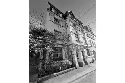 Provisionsfrei, saniertes MFH Denkmalschutz, 5,3% Rendite - Solingen Höhscheid