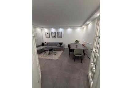 Provisionsfrei! Modernisierte 4,5 Zimmer Eigentumswohnung - Duisburg Mittelmeiderich