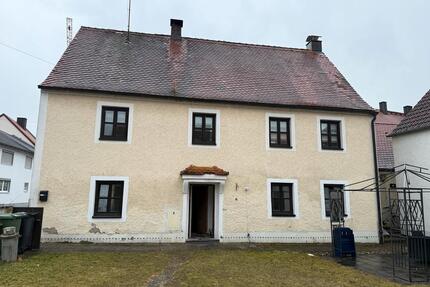 Zweifamilienhaus mit Doppelgarage Haus Einfamilienhaus mit 2 Woh. - Pförring