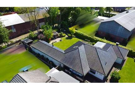 Großzügiger Winkelbungalow in ruhiger Wohnlage mit Ausbaureserve und gepflegtem Garten - Weddingstedt