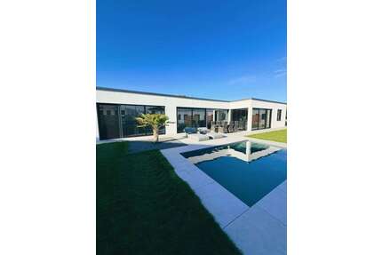 Haus zum Kaufen in Winsen 999.000,00 € 230 m²