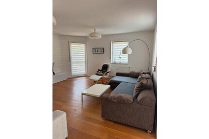 Provisionsfreie 3,5 Zimmer City-Wohnung, TG-Platz, (vollmöbliert) - Hofheim am Taunus